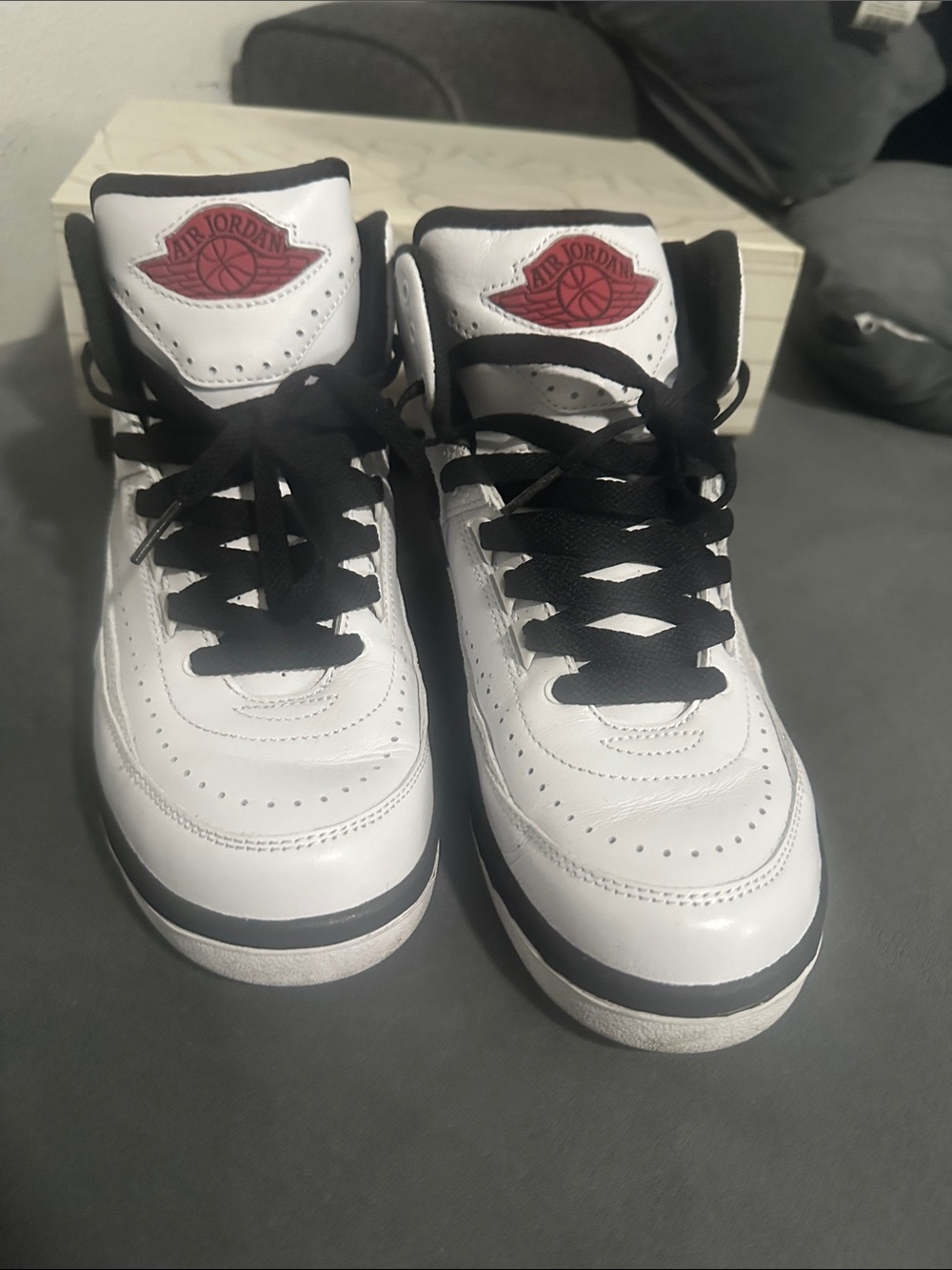 Air Jordan White/Black/Red Retro Sneakers